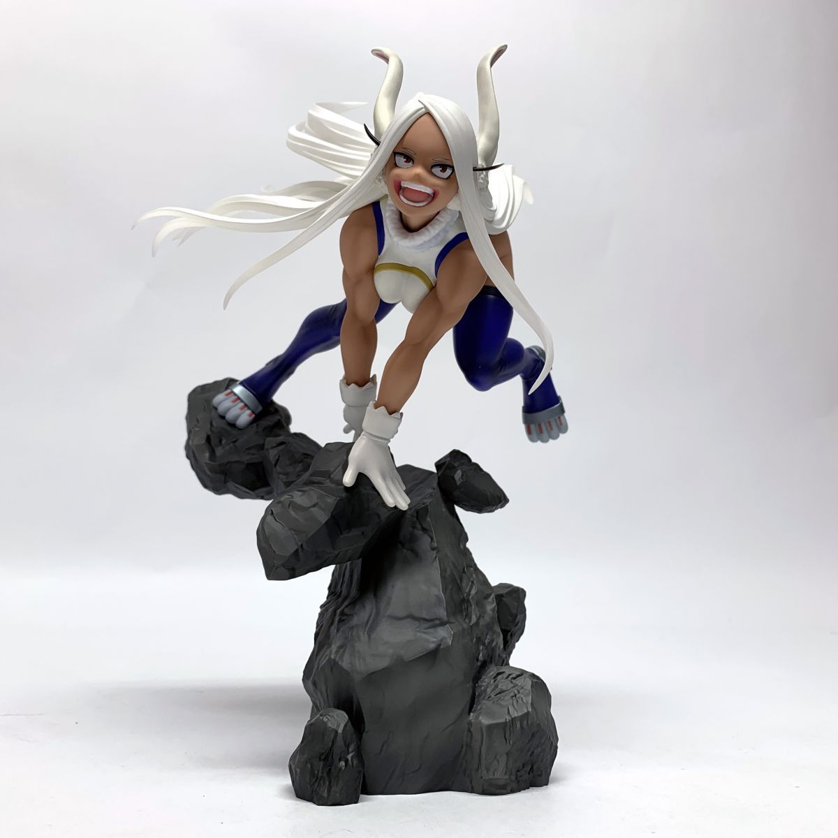 ARTFX J 僕のヒーローアカデミア ミルコ 1/8スケール タカラトミー