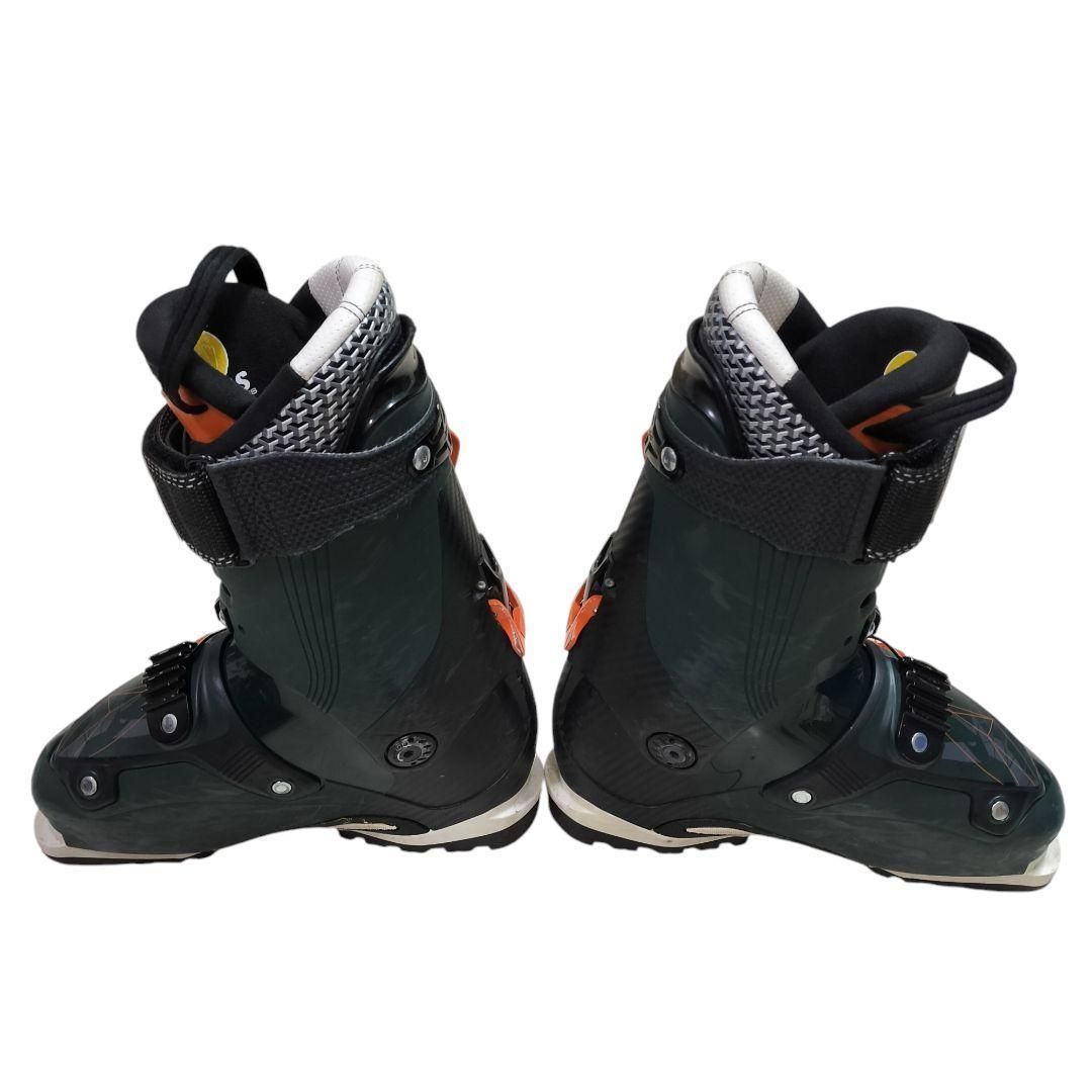 スキーブーツ アトミック