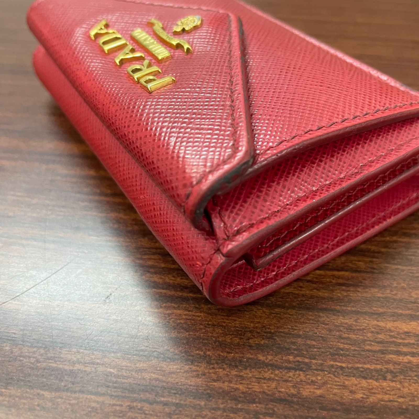 極美品】プラダ 長財布 二つ折り RFID搭載 三角ロゴプレート 付属品あり