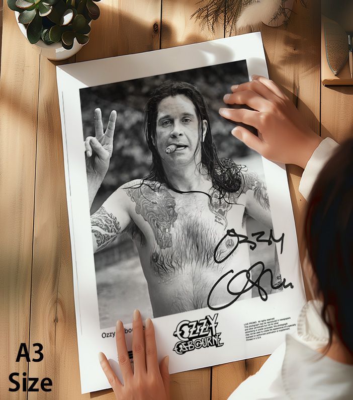 オジー・オズボーン 直筆サイン入りポスター　Ozzy Osboune 直筆サイン？オジーオズボーン OZZY OSBOURNE 罪と罰 国内盤 美