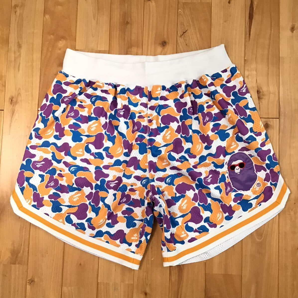 A BATHING APE（アベイシングエイプ）の「COLOR CAMO WIDE