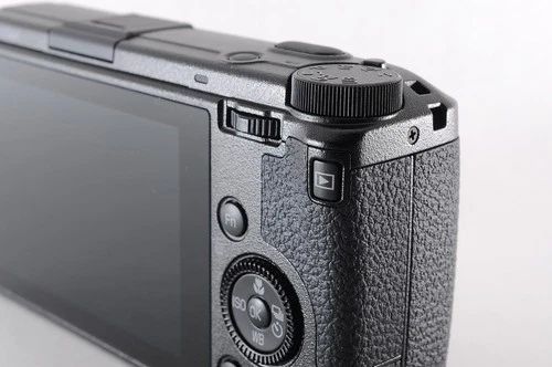 僅か1387ショット 元箱付き リコー GR IIIx Amazon.com : Ricoh GR IIIx Digital Camera Bundle + Accessory