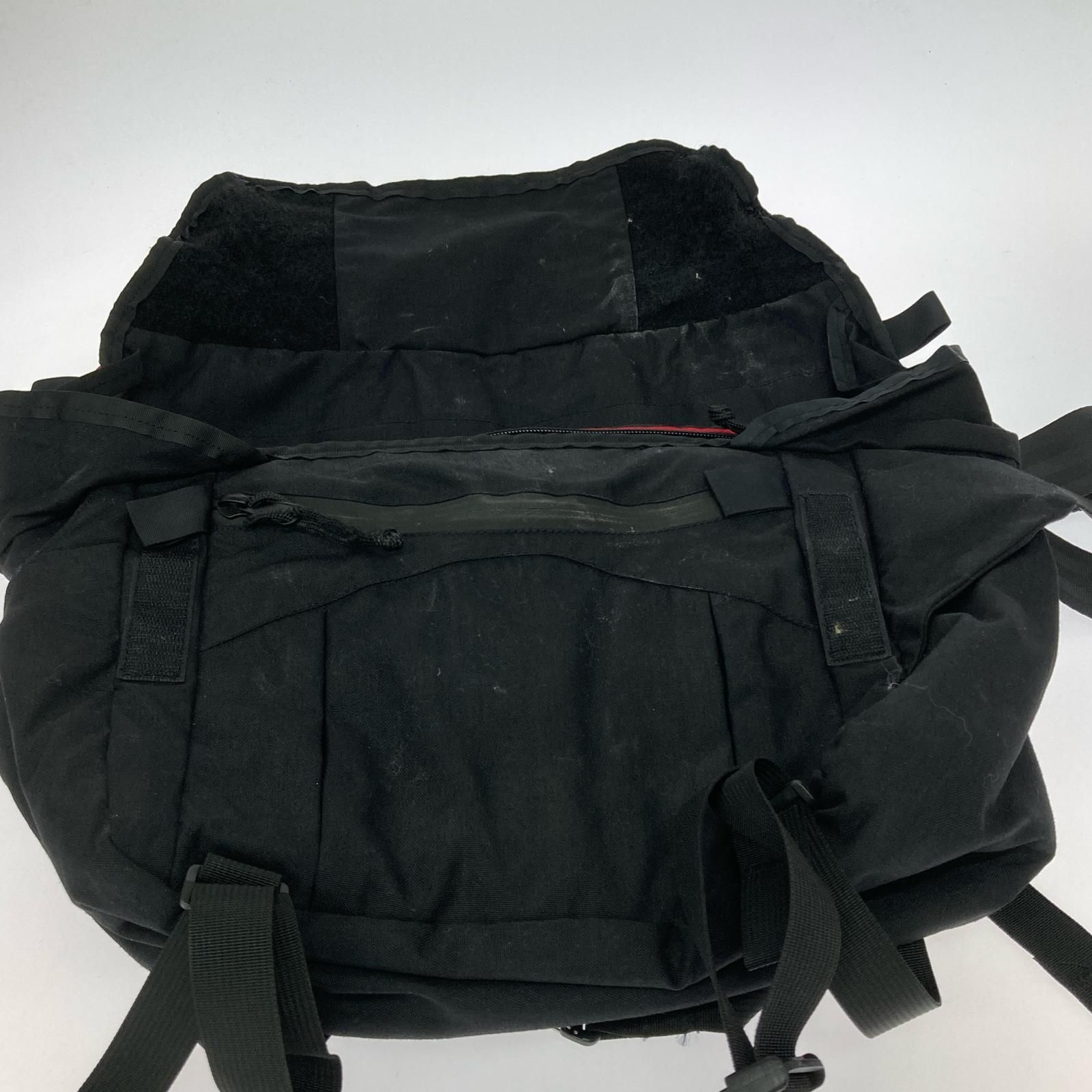 MYSTERY RANCH ｲﾝﾍﾞｰﾀﾞｰ ﾒｯｾﾝｼﾞｬｰﾊﾞｯｸﾞ ﾚｯﾄﾞ - メルカリ