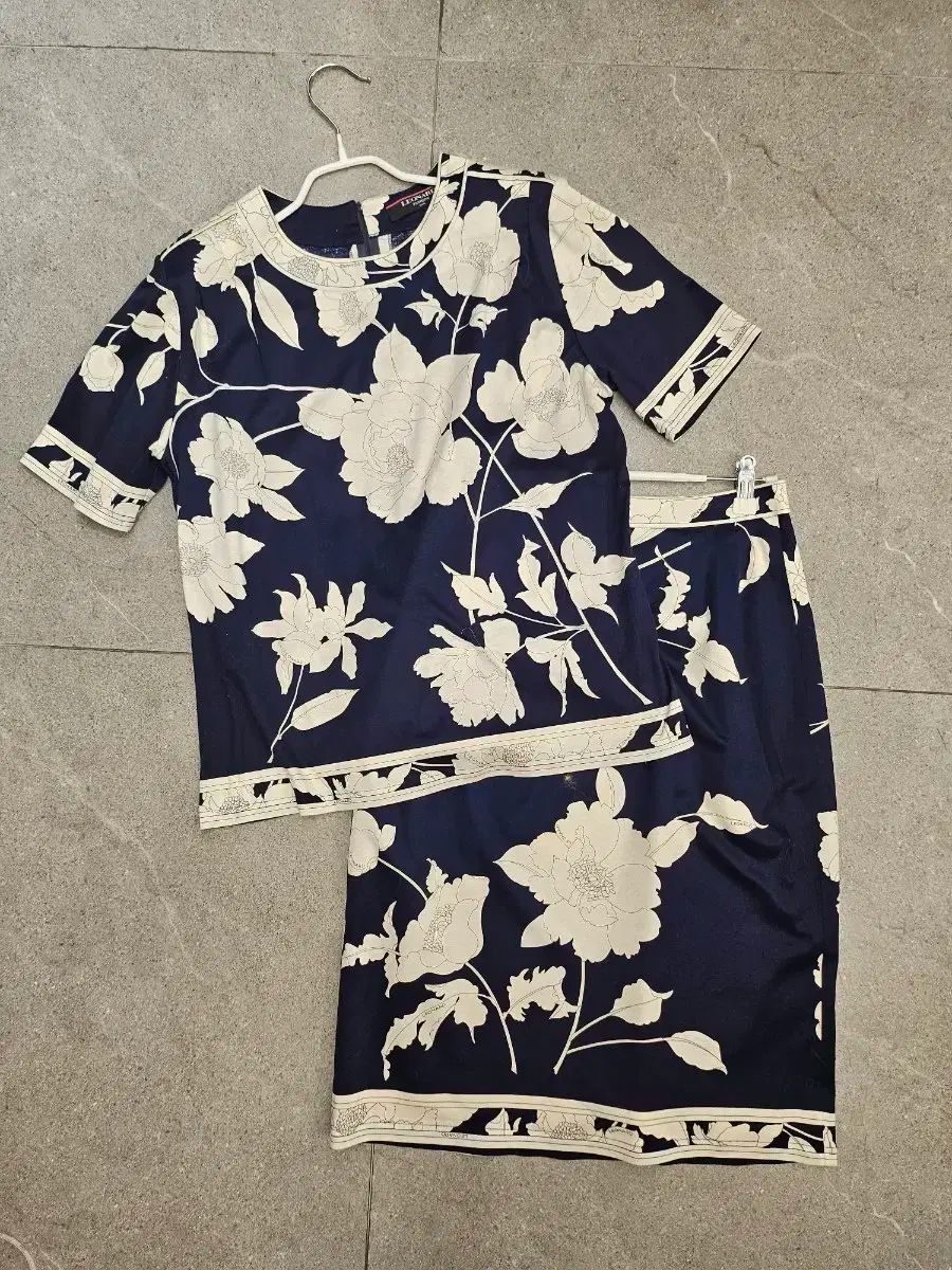 レオナルド LEONARD セットアップ L