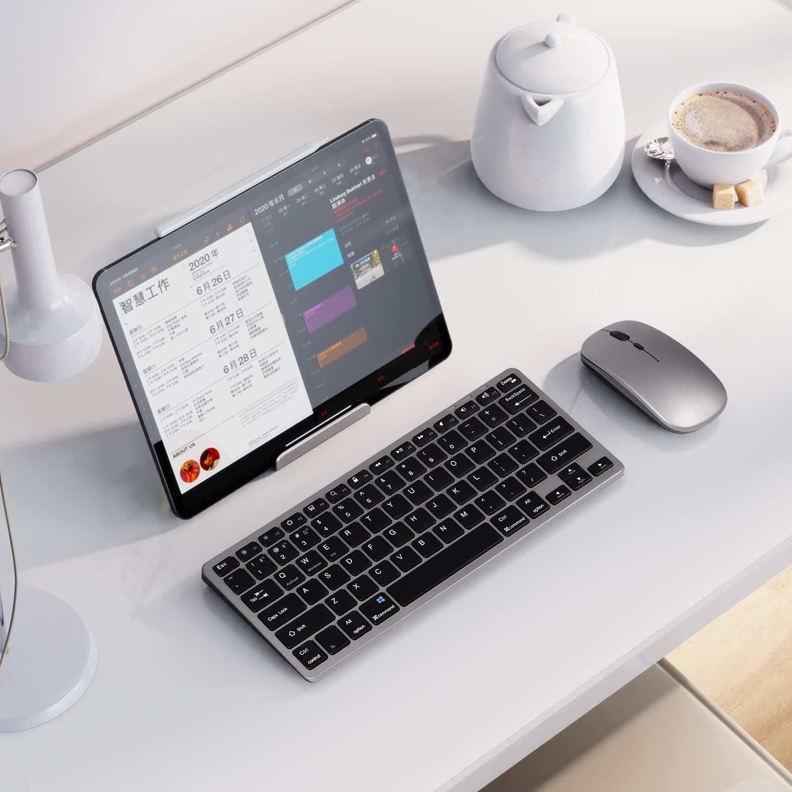 Umechaser キーボード ワイヤレス Bluetoothキーボード 英語配列 3台同時接続 無線 2 4 G USB充電式 静音 薄型 コンパクト携帯便利 タブレット パソコンPC用 Windows Mac iOS Android対応