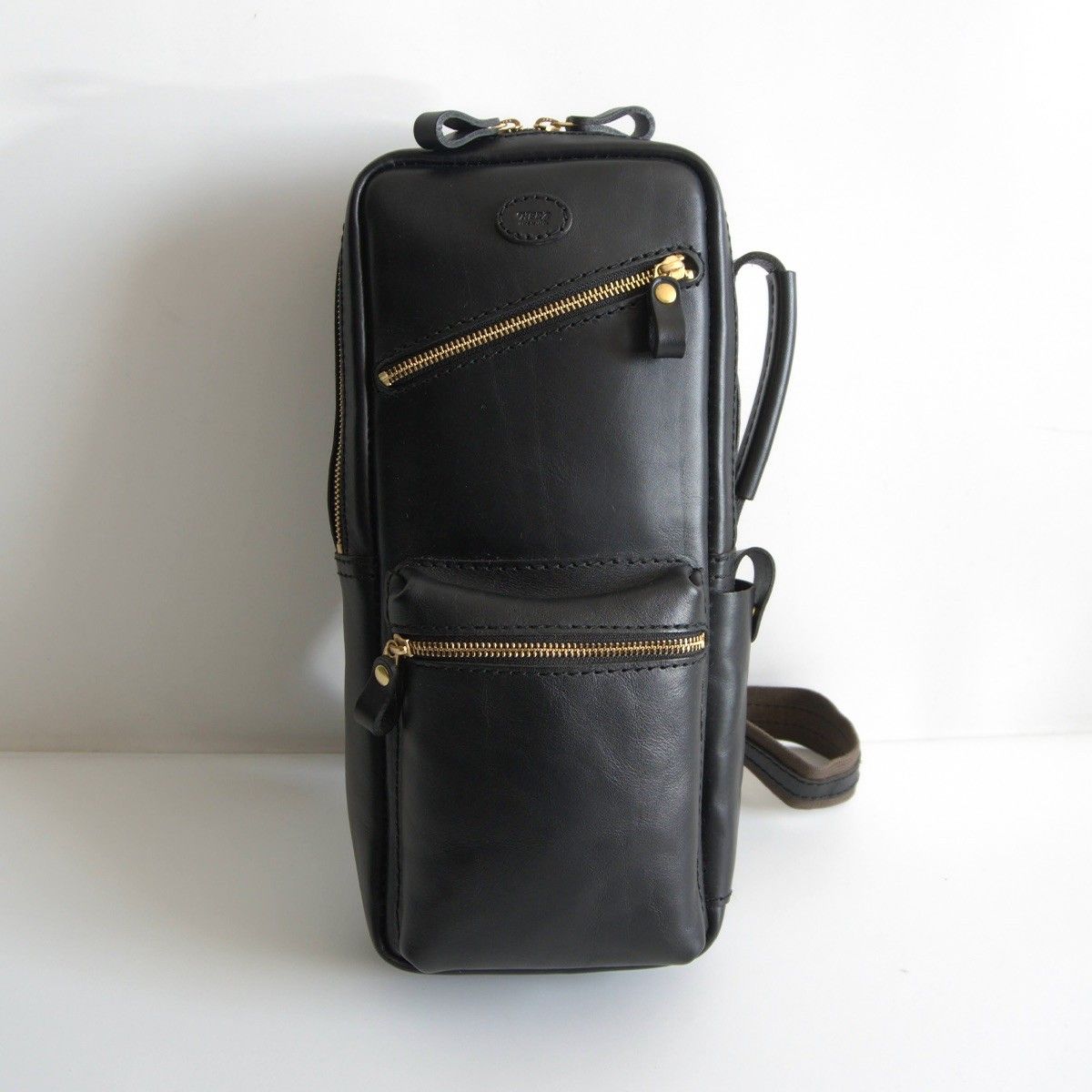 美品】 HERZ ヘルツ 【ワンショルダー・ファスナータイプ(F-34 