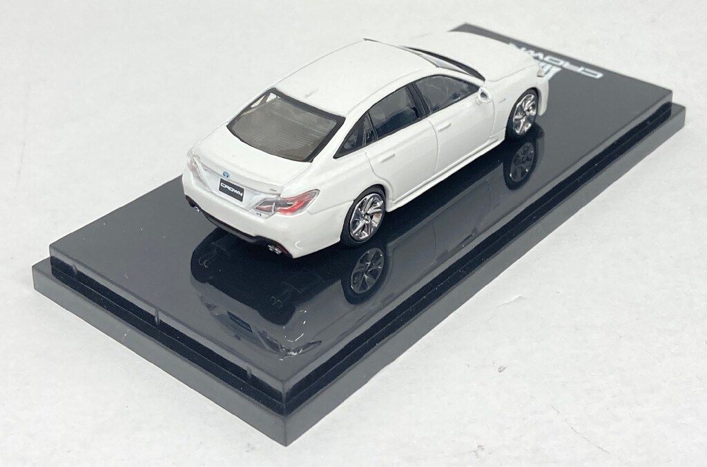限定品1/30 トヨタクラウンRSアドバンス　ミニカー　ホワイトパール Amazon | 1/30 ミニカー クラウン CROWN RS Advance 220系