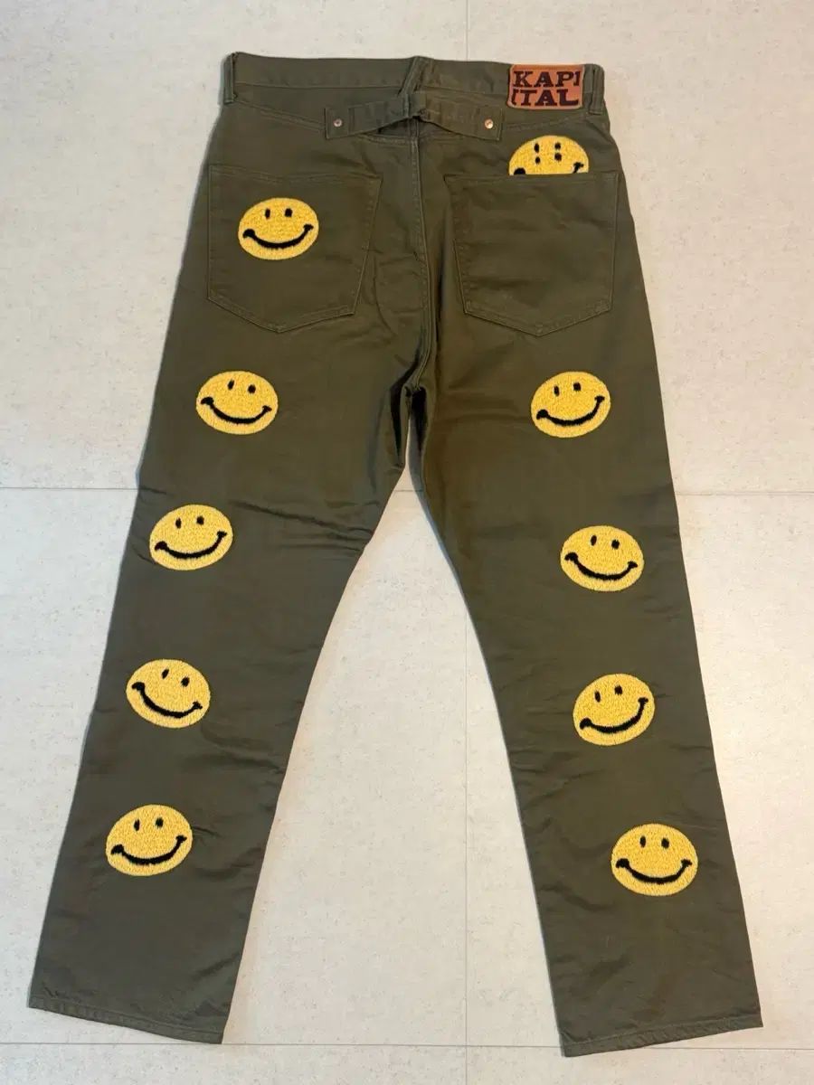 KAPITAL スマイル パッチ ウォーク パンツ