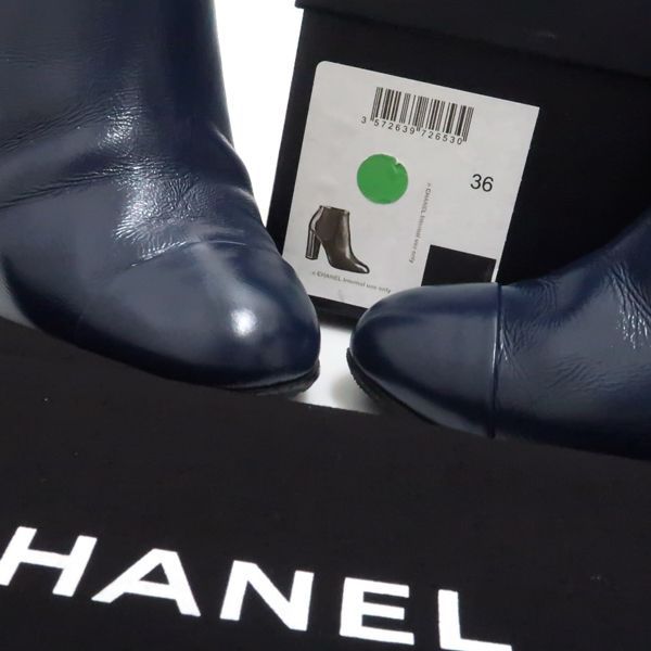 CHANEL　シャネル　マーク入りサイドゴアショートブーツ CHANEL シャネル サイドゴア ショートブーツ 黒 ブラック ココ