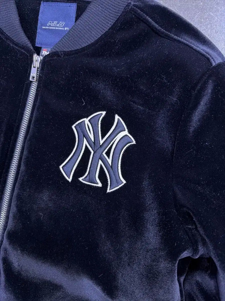 ツアーベルベット