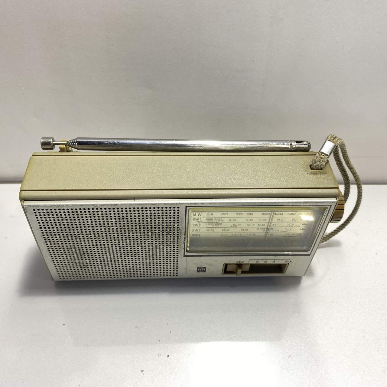 National ナショナル SW MWラジオ R-299 (管理番号：OKU8938/G2