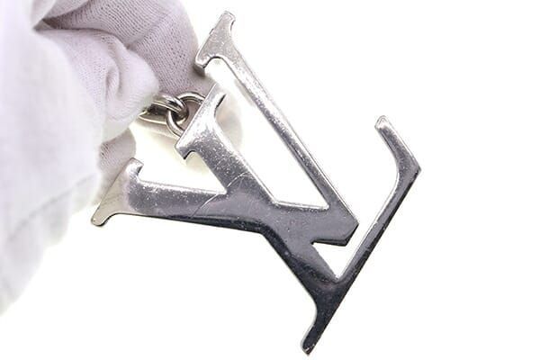 ルイヴィトン キーホルダー ポルトクレ イニシャル 中古 - メルカリ 