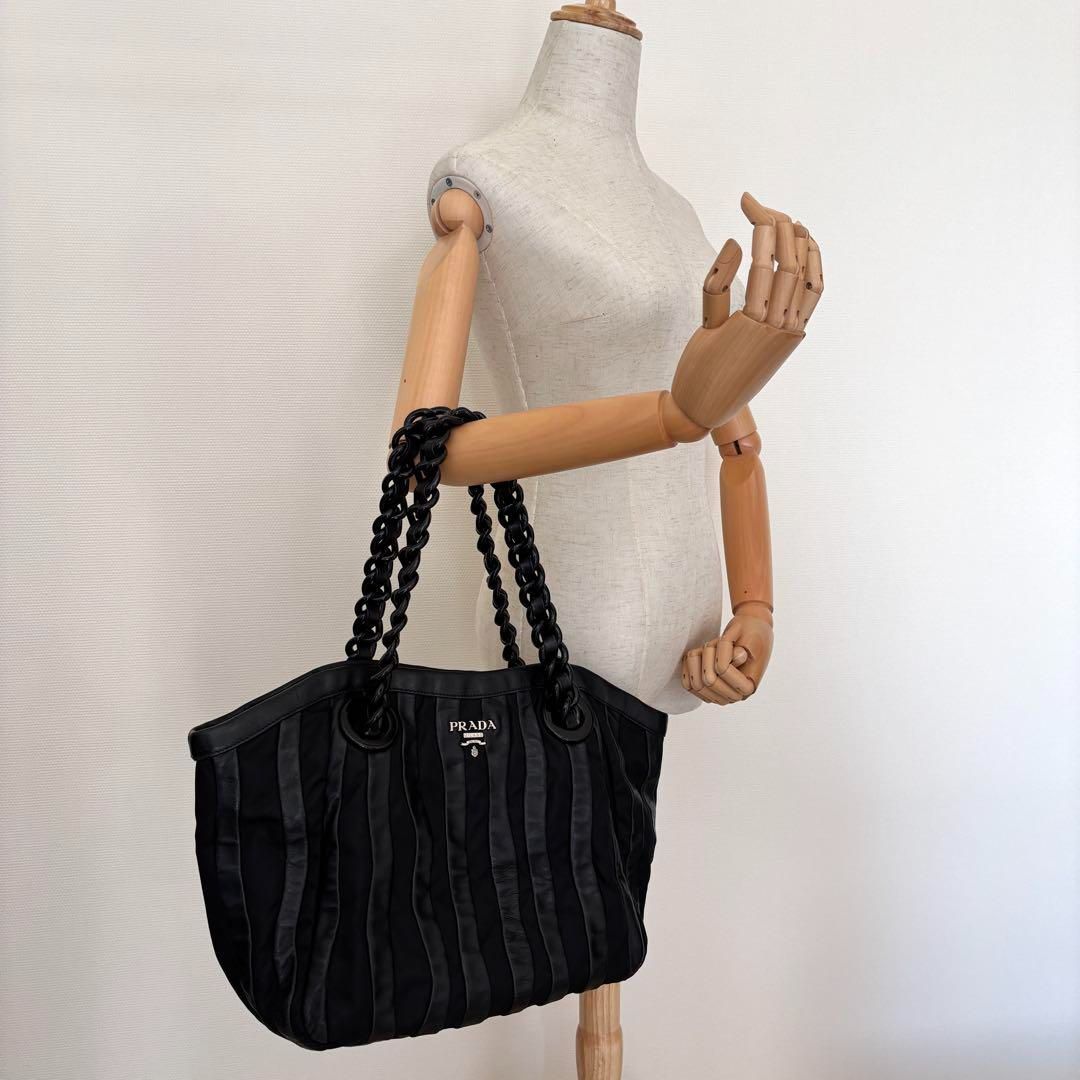 極美品✨PRADA トートバッグ ビジネス レザー ブラック A4収納可能 Amazon | [Prada] [プラダ] バッグ トートバッグ A4収納可