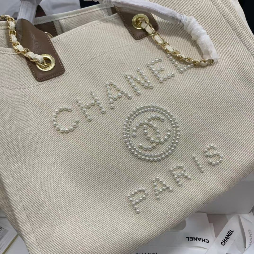 【パールが上品♪】 CHANEL 25ss ハンドバッグ Dive into summer with Chanel's latest 25S Spring/Summer