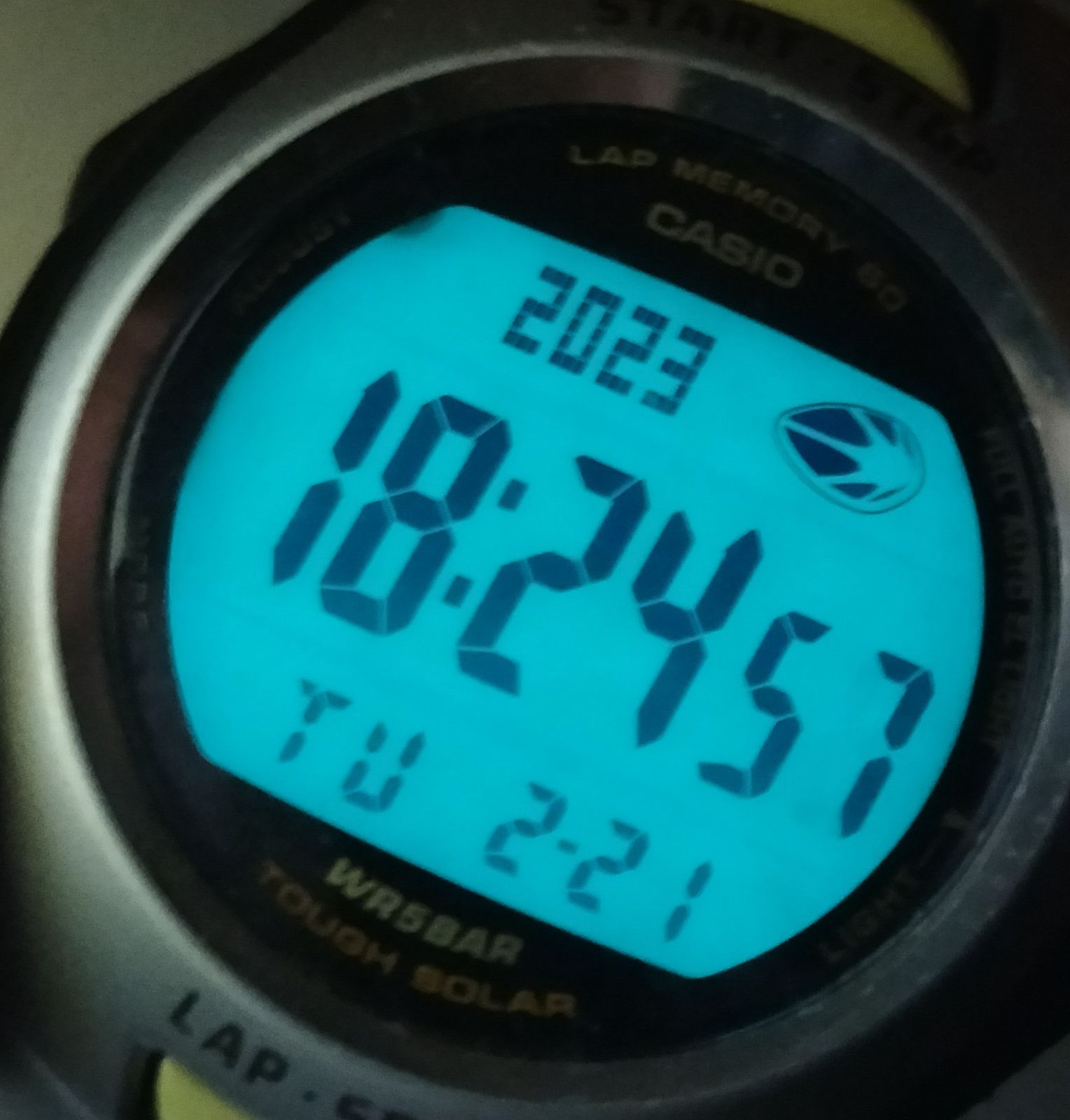 太陽光充電☆軽量ランニングウォッチ】電池交換 正常稼働 CASIO カシオ 