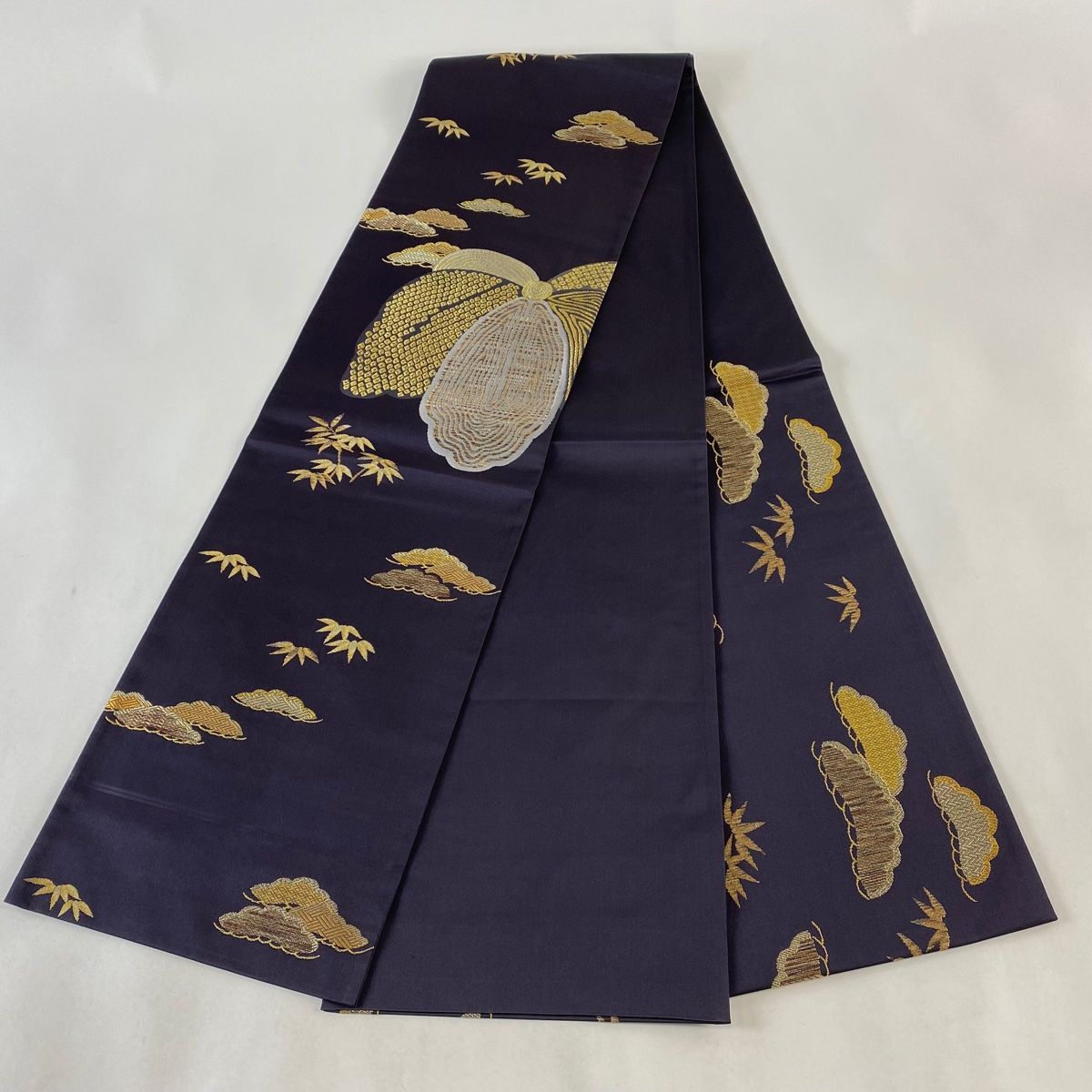 袋帯 美品 秀品 洛風林 落款 桐 松 金糸 墨色 お太鼓柄 正絹