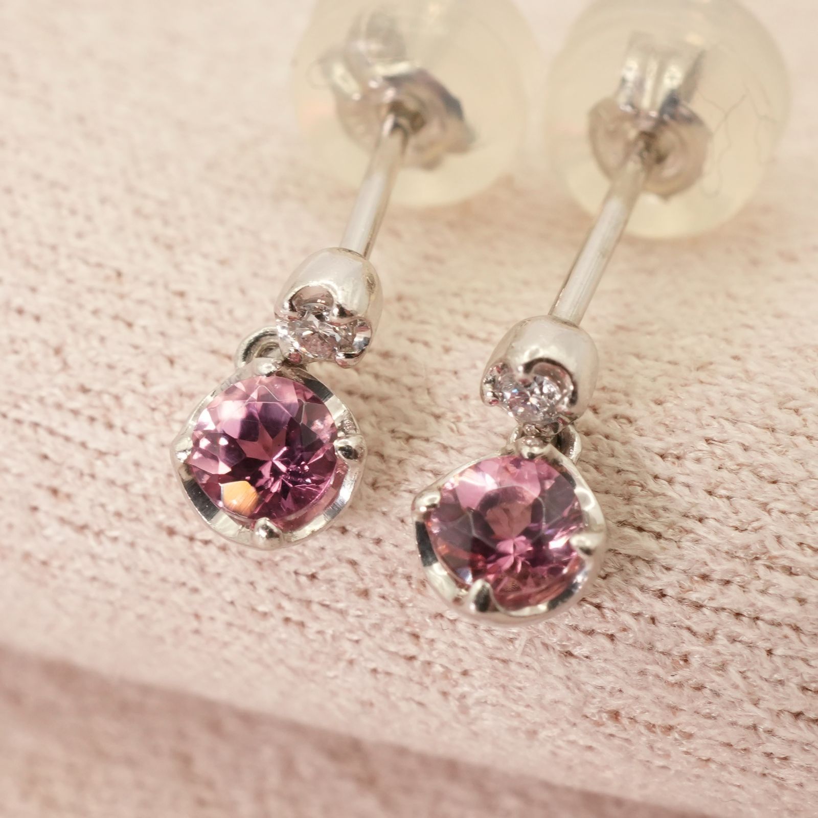 ヴァンドーム Aoyamaのプラチナ＆ダイヤのピアス AJVA2443__BB ブラウンダイヤモンド ピアス｜ピアス｜ヴァン