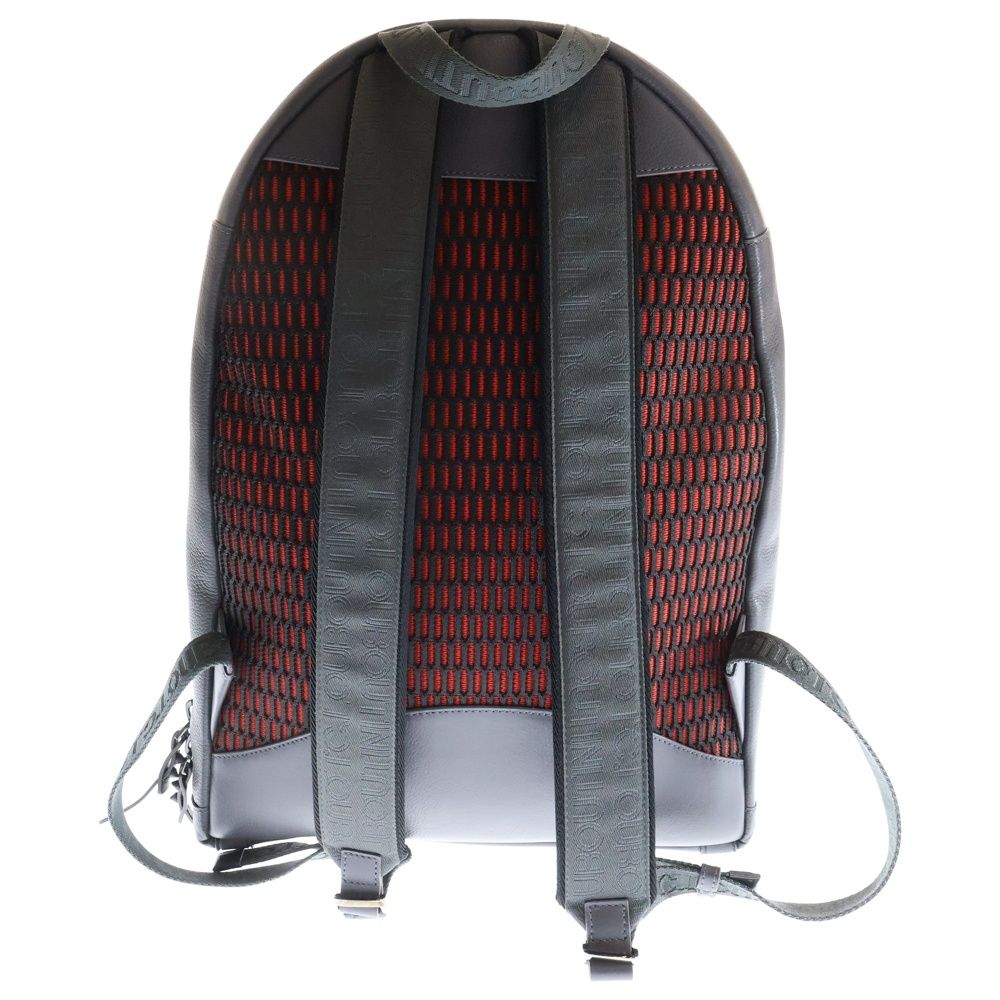 新品クリスチャン・ルブタン　ホワイトスタッズレザーバックパック 新品クリスチャン・ルブタン ホワイトスタッズレザーバック