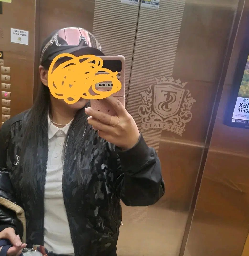 【超特価SALE開催中！】 新しいゴルフ レディース 迷彩 MA ー 1 ブラック ジャケット