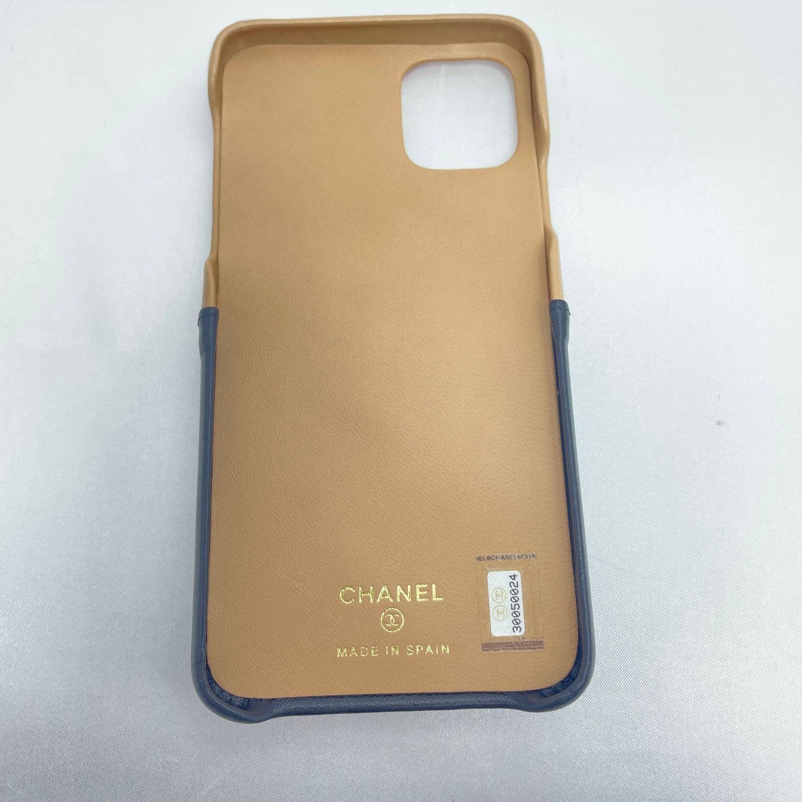 CHANELシャネル マトラッセ バイカラー CC ココマーク iPhone 11