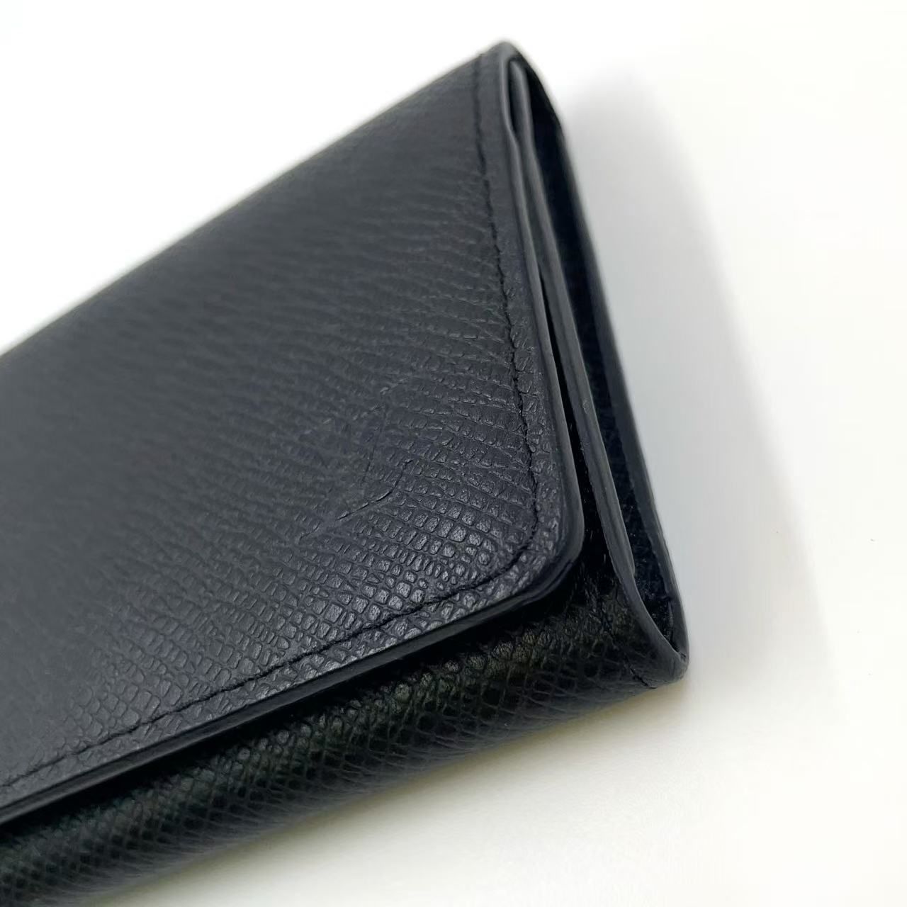 LOUIS VUITTON アンヴェロップ カルト ドゥ ヴィジット NM タイガ ノワール レザー ブラック カードケース 名刺入れ M 64595