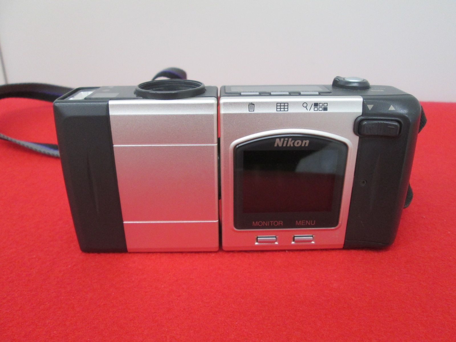Nikon Coolpix900（ジャンク品）【現地引取のみ、配送不可】