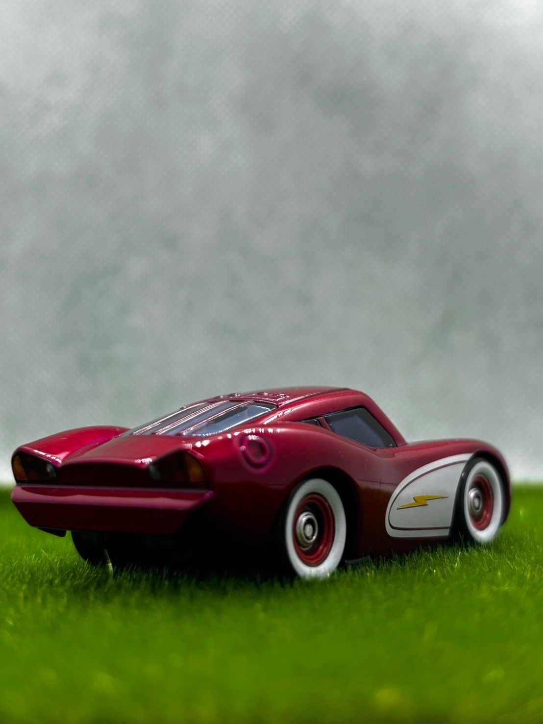 新品】 カーズ ミニカー マックィーン ラジエーター