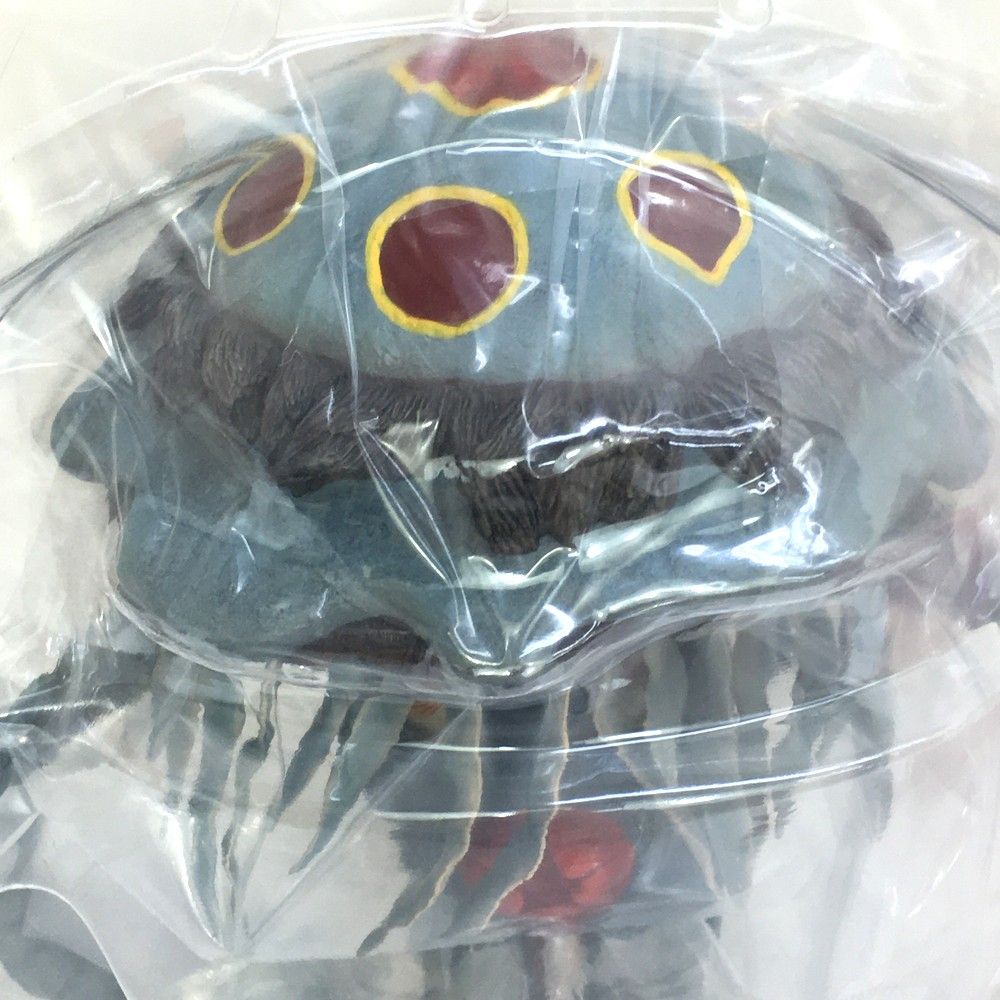 怪獣 フィギュア