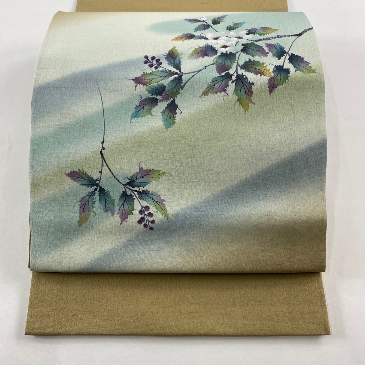 名古屋帯 美品 秀品 紬地 七宝 花 相良刺繍 ベージュ 正絹 【中古