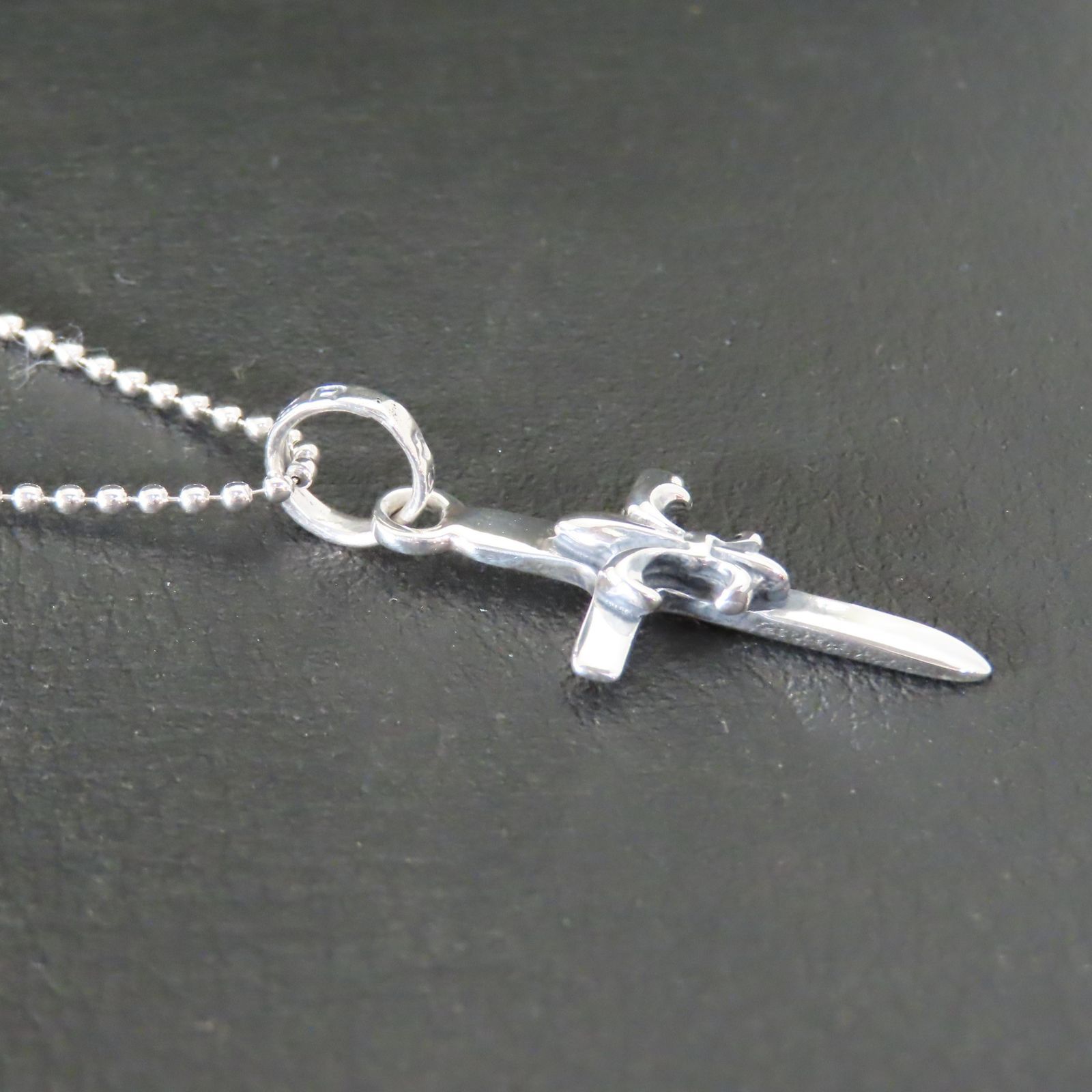 ROYALORDERクロスペンダントトップリリーモチーフ シルバー925