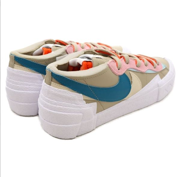 NIKE (ナイキ) ×Sacai KAWS BLAZER LOW Reed DM7901-200 サカイ カウズ