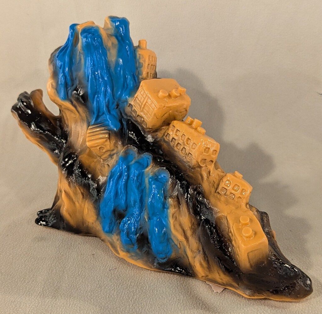 RAMPAGE TOYS KOUJOURA オレンジ成型/青/黒塗装 - メルカリ