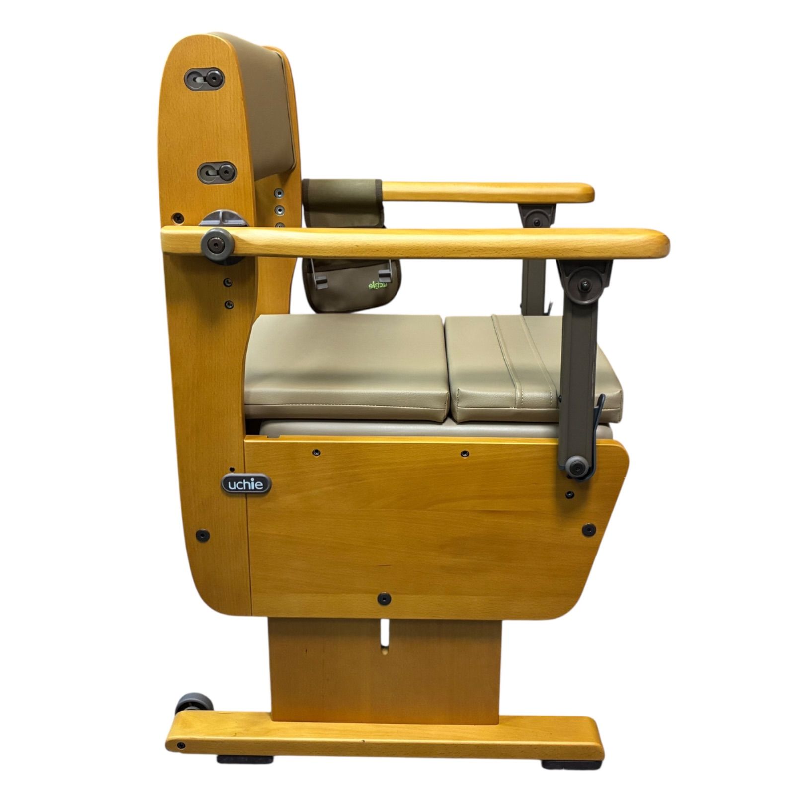 新品未使用 ポータブルトイレ 購入 uchie ウチエ 木製チェア 介護用