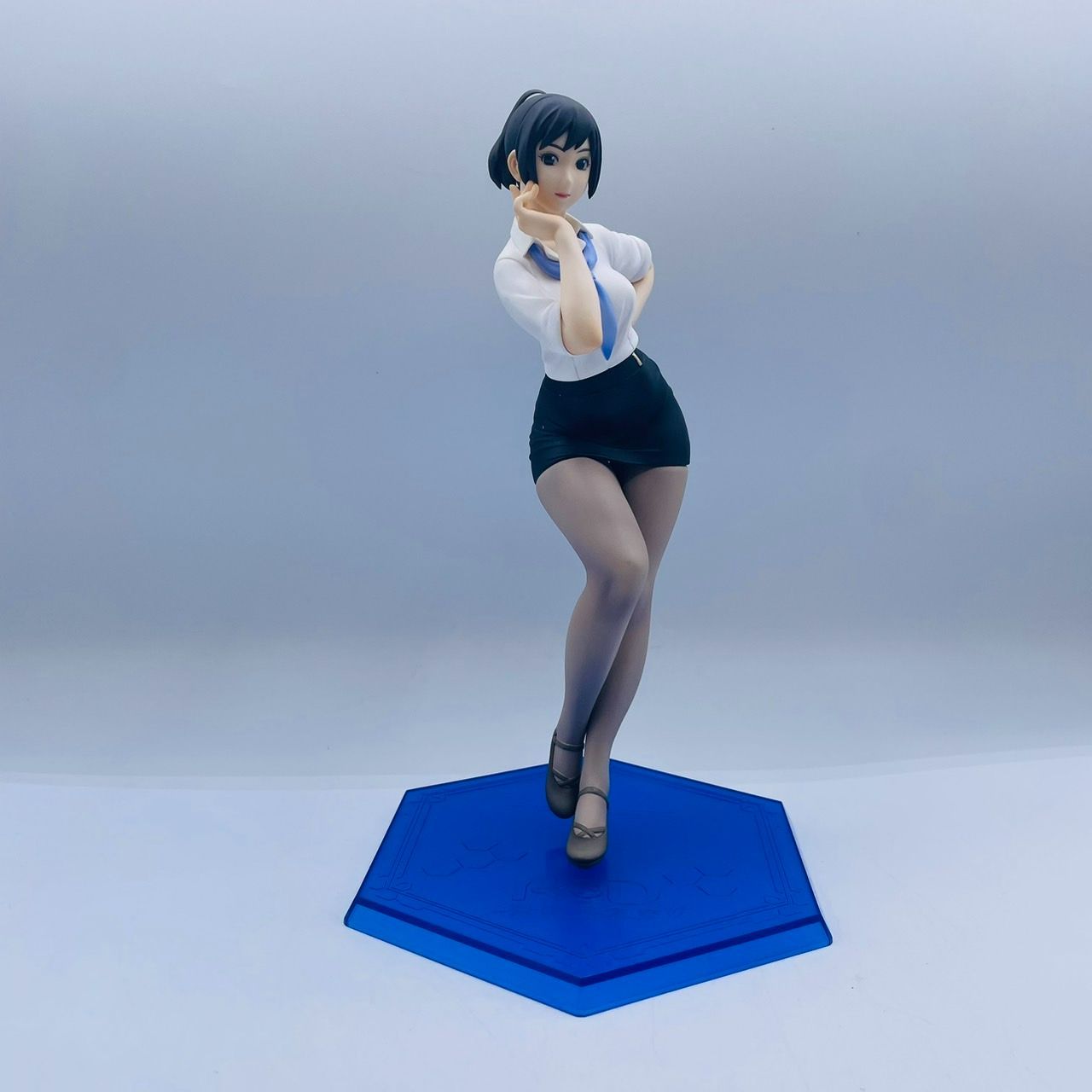 潜脳調査室 ホロン 1/8 スケール フィギュア メガハウス