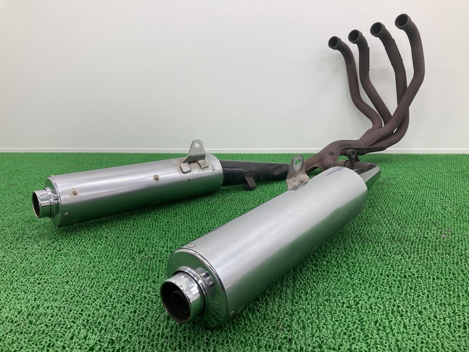 ZZ-R1100 マフラー K235/K268 ZXT10C カワサキ 純正 バイク 部品 ZXT10D K235 K268 機能的問題なし 品薄 希少品 車検 Genuine 【中古】 94