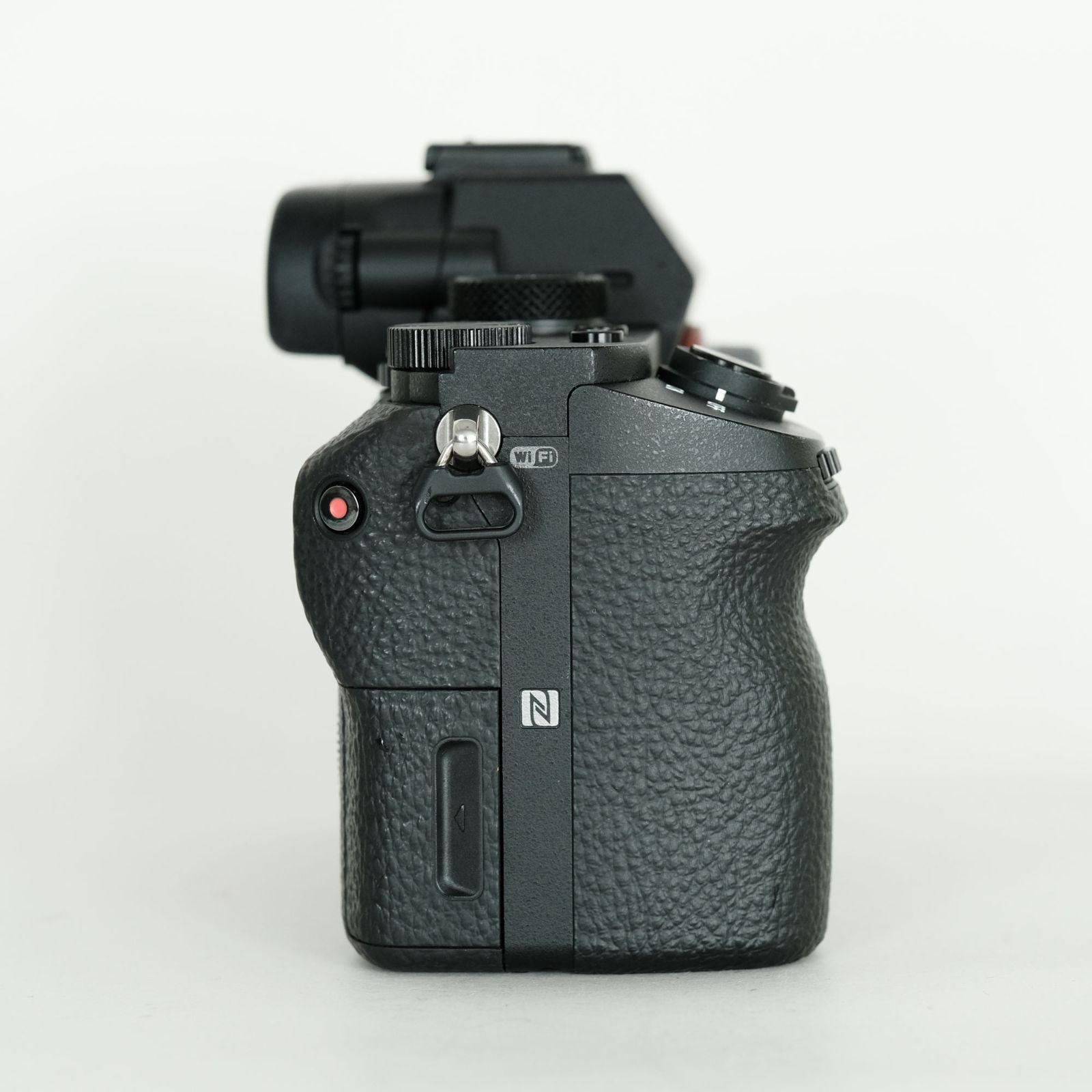 美品】ソニー SONY α7 II ILCE-7M2 ボディ 【公式通販】 美品】ソニー SONY α7 II ILCE-7M2 ボディ 【公式通販】