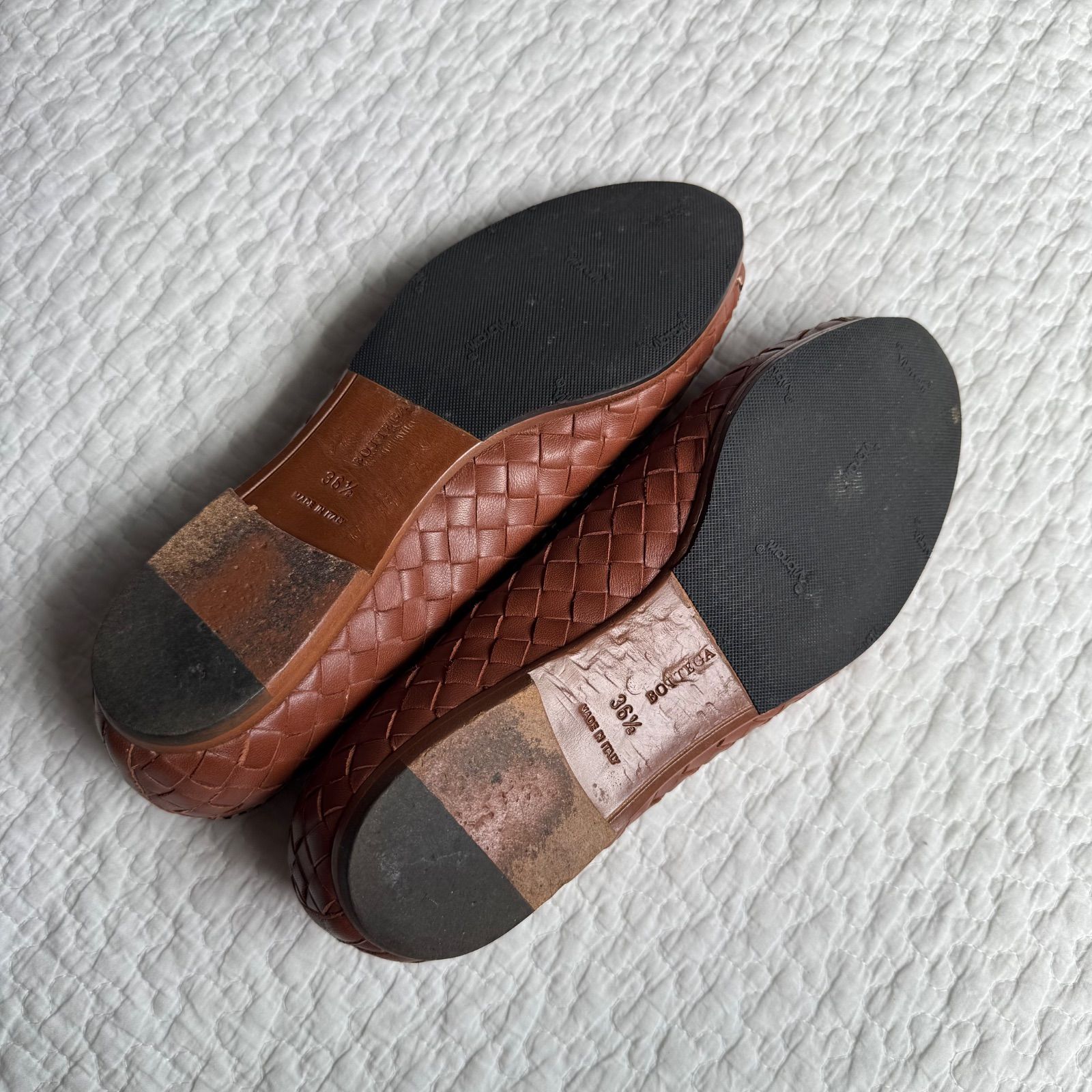 ✨️美品✨️　ボッテガヴェネタ　イントレチャート　フラットパンプス　レザー　黒 美品 BOTTEGA VENETA ボッテガヴェネタ フラットシューズ