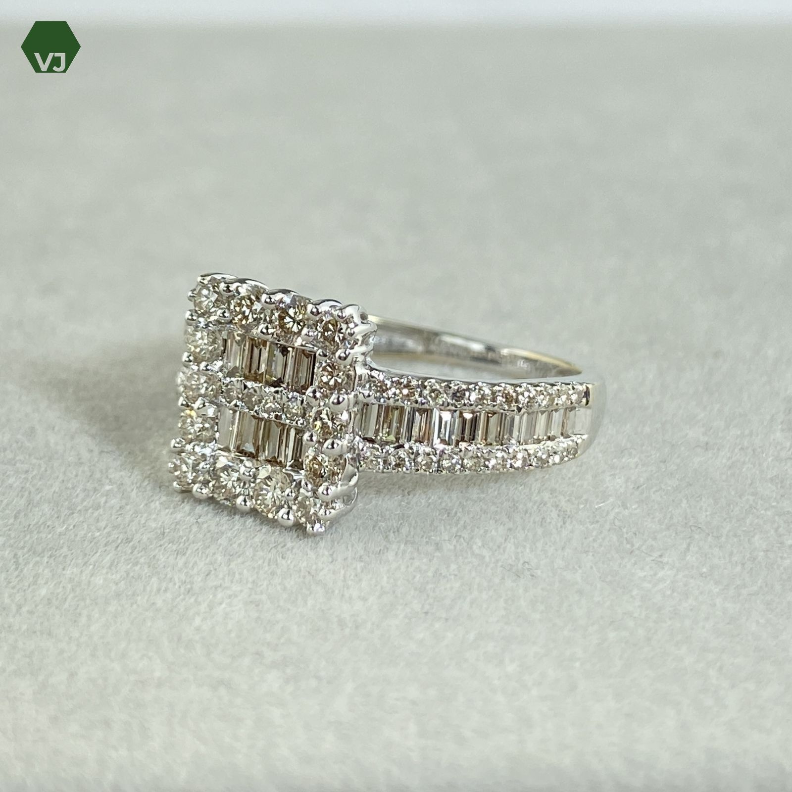 24-53】 【新品】ダイヤモンド リング D1.00ct【K18WG】【12号】☆By 