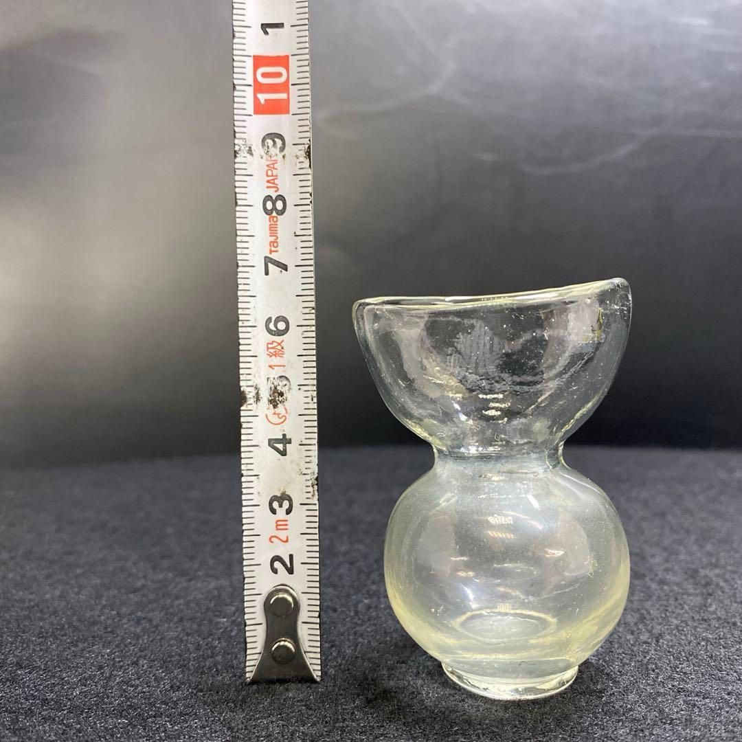 明治期 ウランガラス 小瓶 高さ6.4㎝ 東な6-1118① - メルカリ