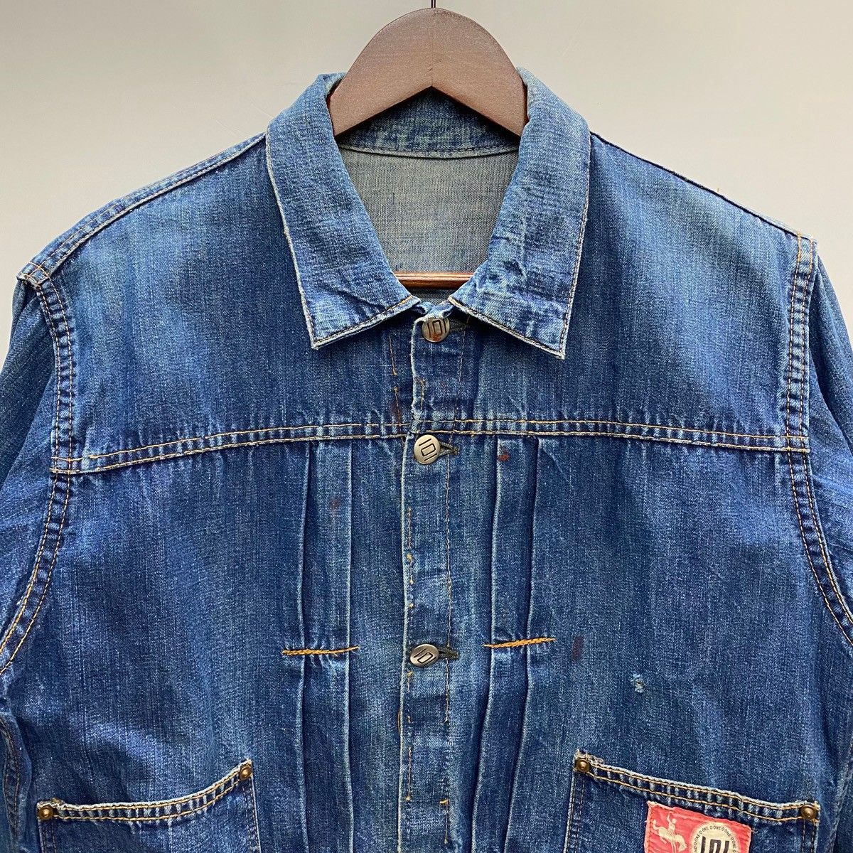 DENIM JACKET