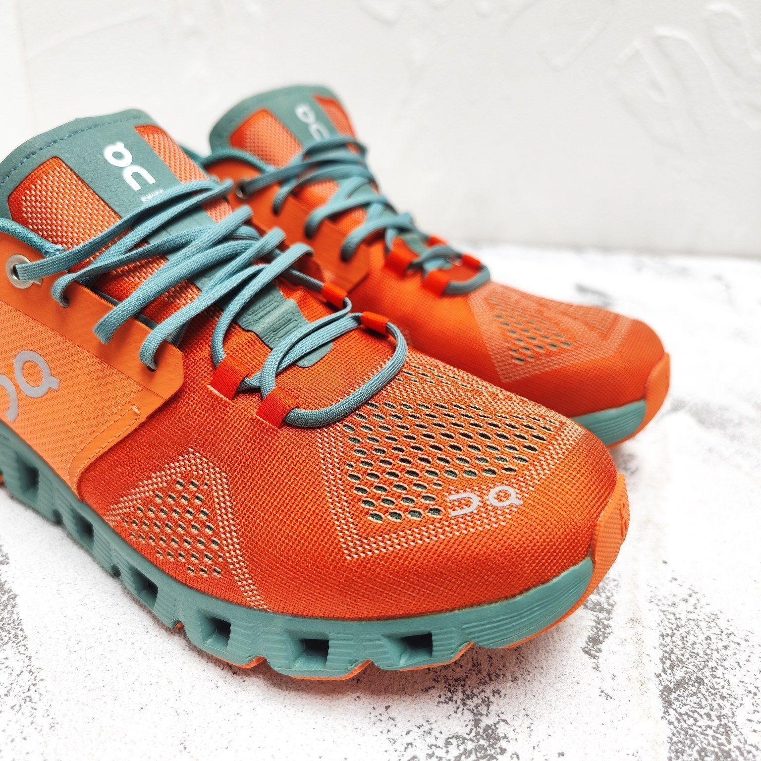 On ランニングシューズ グレー/オレンジ SALOMON サロモン トレイルランニングシューズ メンズ