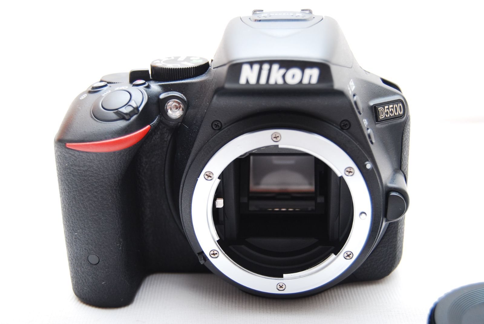 ☆極上美品 Nikon D5500 ボディ ショット数5668回☆ - メルカリ ☆極上美品 Nikon D5500 ボディ ショット数5668回☆ - メルカリ