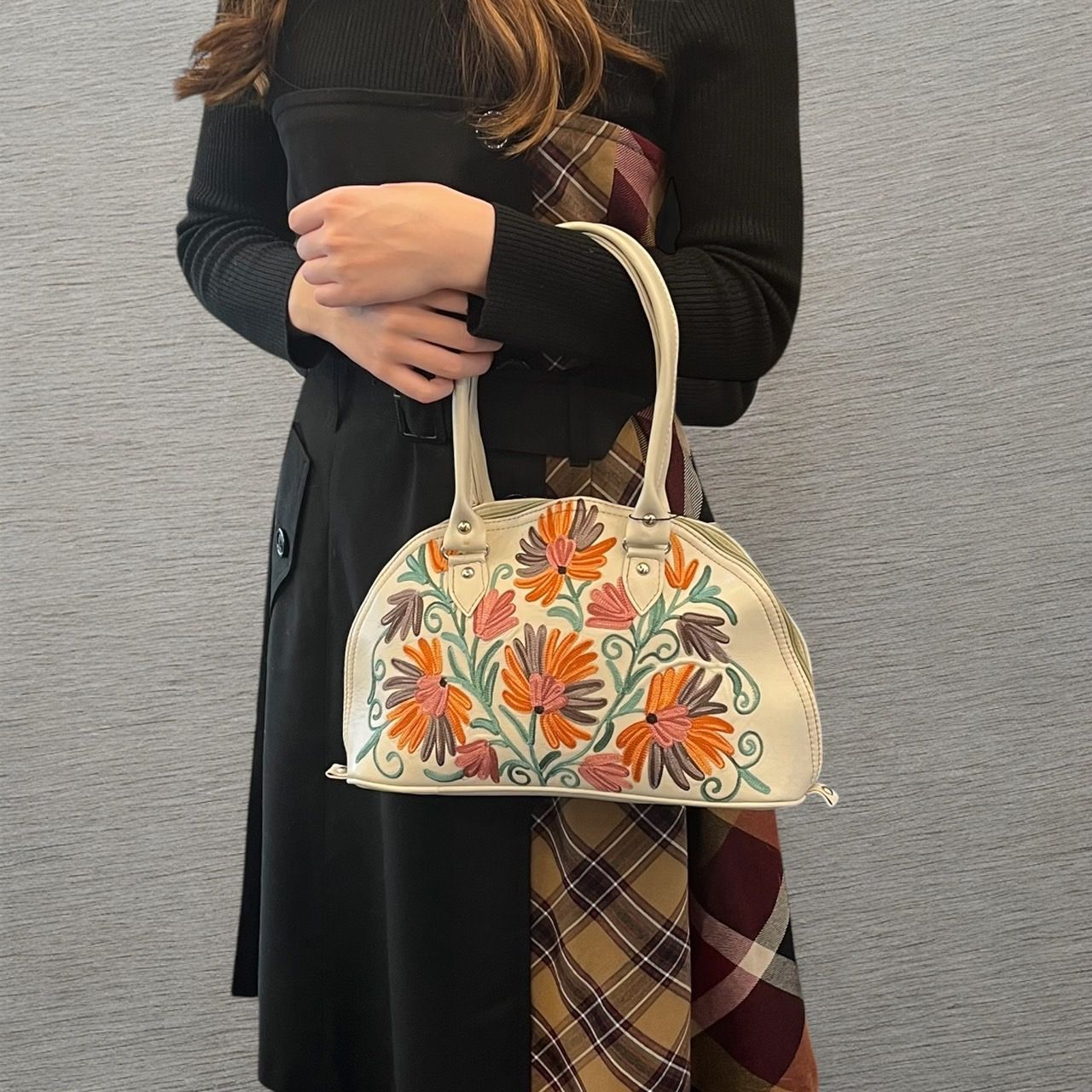 エラ ハンドクロシェ スモールトート（トートバッグ）｜TORY BURCH