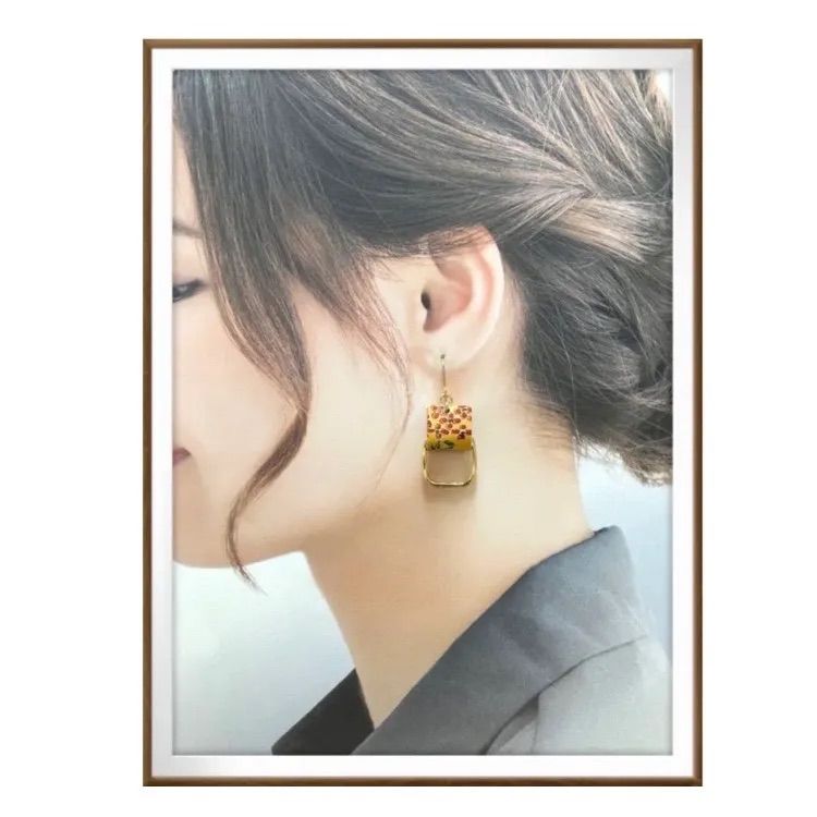 No.511 和柄レザーピアス 花柄ピアス ハンドメイドピアス イヤリング 