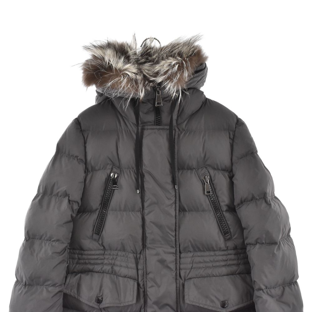 美品　MONCLER モンクレール　アフロティ　ダウンコート　ダウンジャケット 2025年最新】moncler モンクレール aphroti ダウンコート レディースの