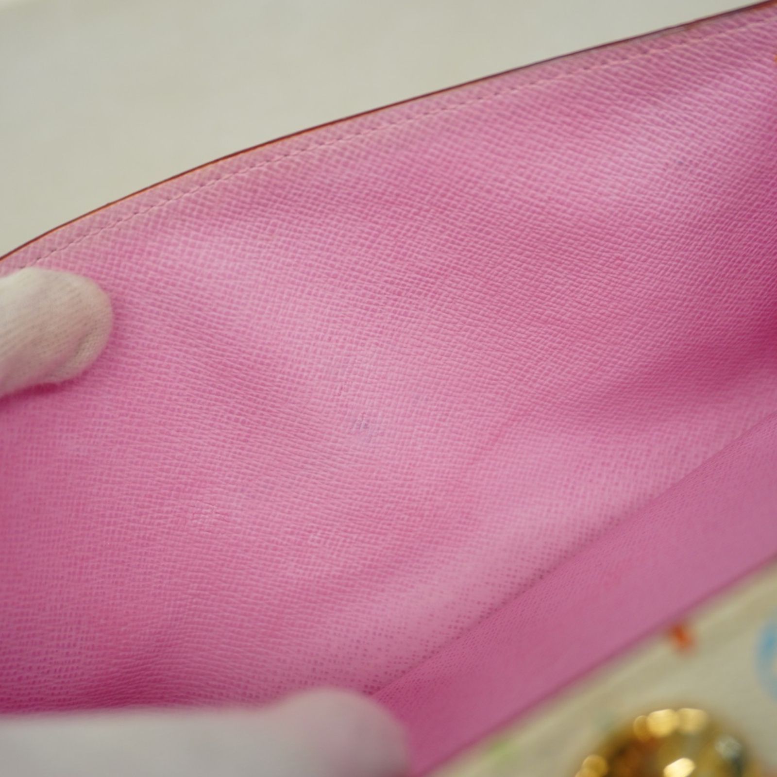 Vuitton ルイ