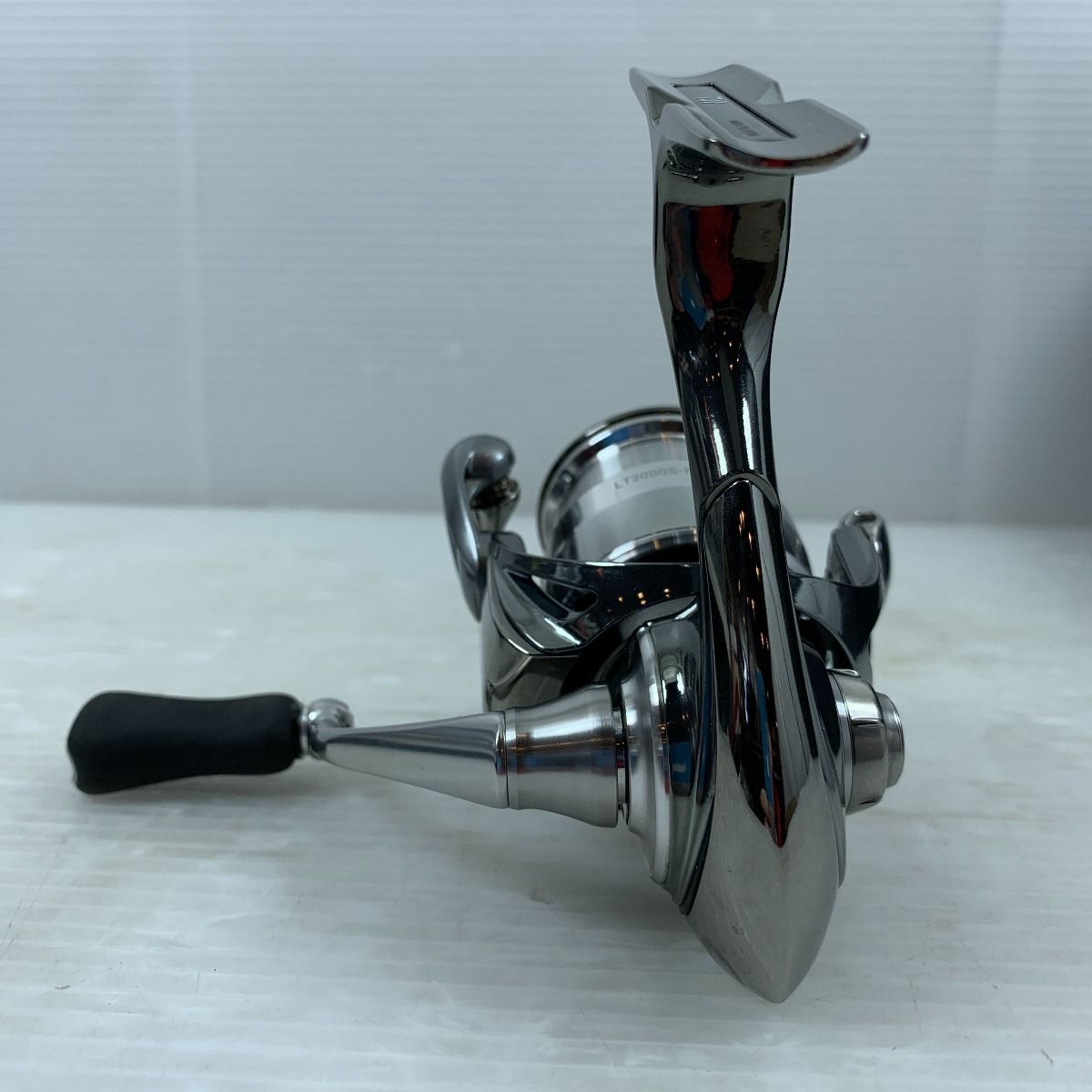 ττDAIWA ダイワ リール スピニングリール 箱付 22イグジスト LT2000S-H 