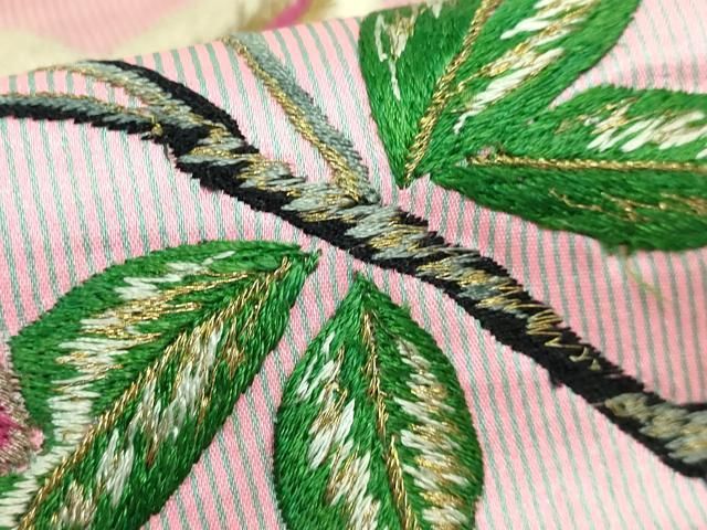 大正浪漫 アンティーク 豪華 刺繍帯￼ 百合 色繻子 大正浪漫 アンティーク 豪華 刺繍帯￼ 百合 色繻子