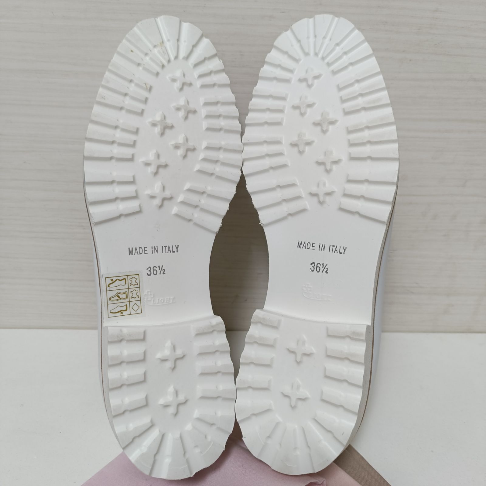 未使用 Luca Grossi ルカグロッシ コインローファー ホワイト 36.5