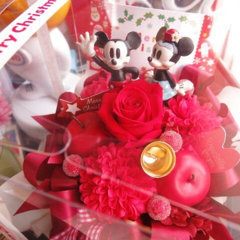 クリスマスプレゼント 彼女 花束風 ディズニー フラワーギフト 赤バラ ラテ プリザーブドフラワー入り ノーマル ミッキーマウス ミニーマウス ケース付き クリスマスプレゼント 記念日の贈り物におすすめのフラワーギフト
